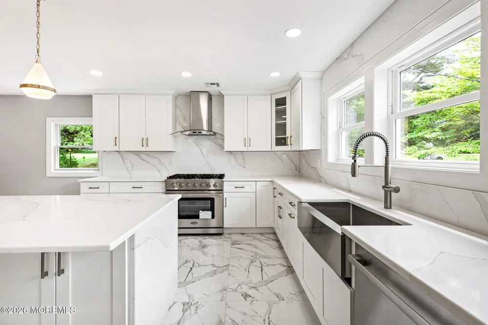 146 Bruce Road Middletown, NJ 07701