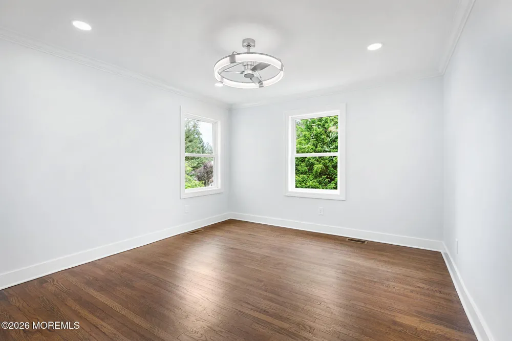 146 Bruce Road Middletown, NJ 07701