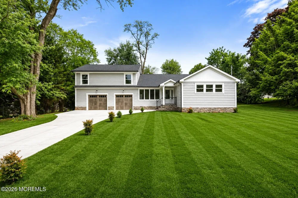 146 Bruce Road Middletown, NJ 07701