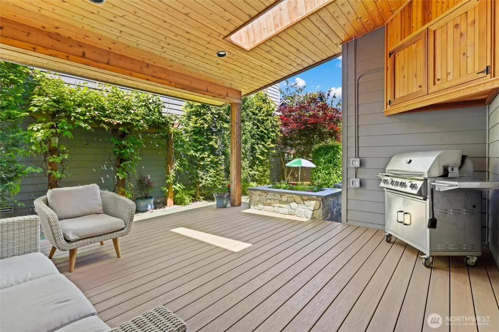 9306 Nye Avenue SE Snoqualmie, WA 98065
