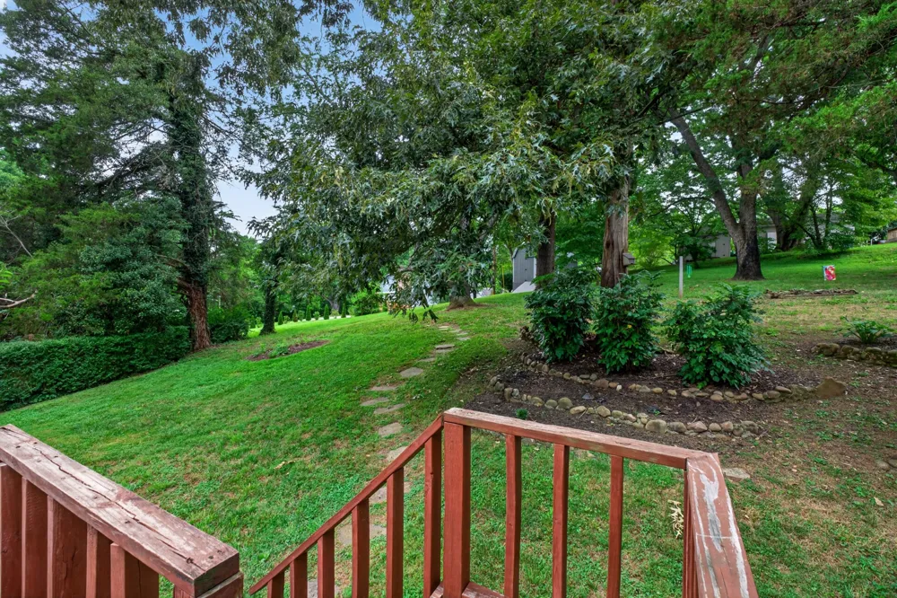 606 Polk St Sparta, TN 38583