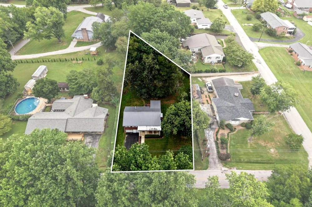 606 Polk St Sparta, TN 38583