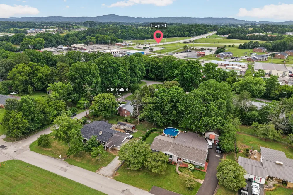 606 Polk St Sparta, TN 38583