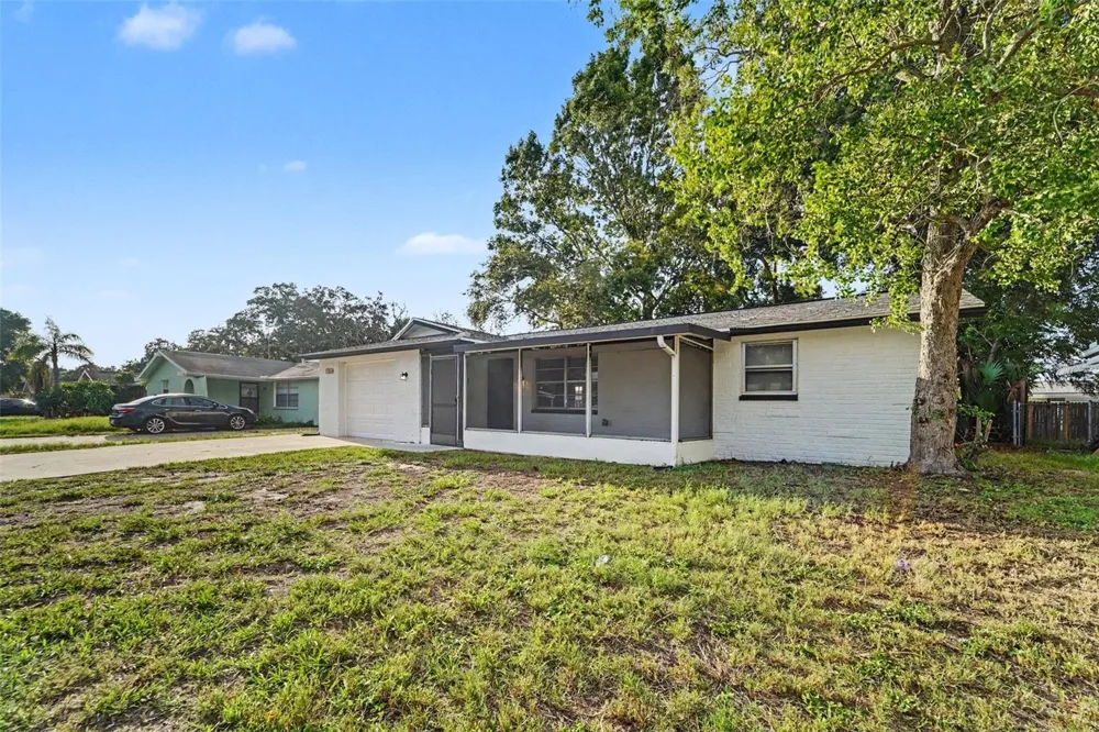 7207 SANDALWOOD DRIVE Port Richey, FL 34668