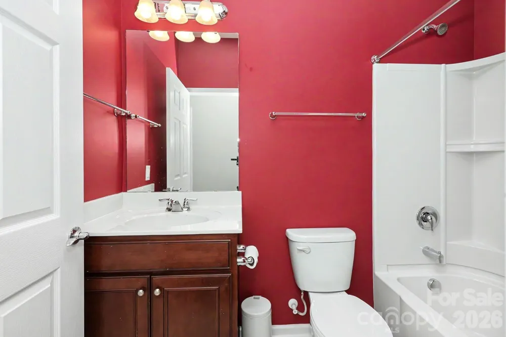 7419 Carolina Jessamine Court Fort Mill, SC 29707