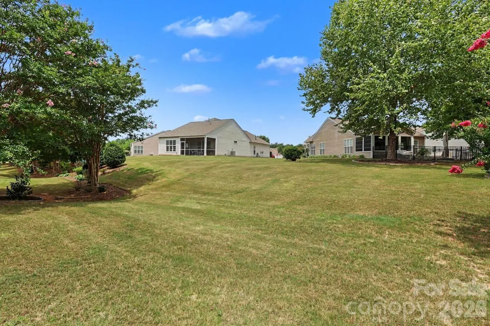 7419 Carolina Jessamine Court Fort Mill, SC 29707