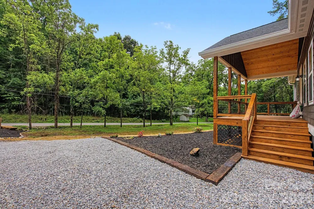 515 Betts Branch Road Bryson City, NC 28713