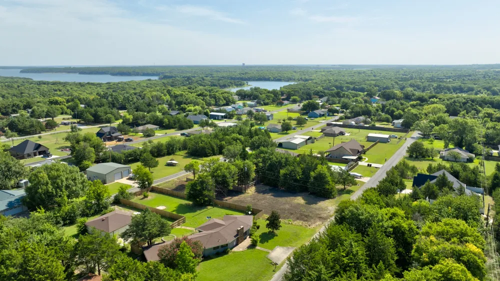 321 Jack Harris Lane Pottsboro, TX 75076