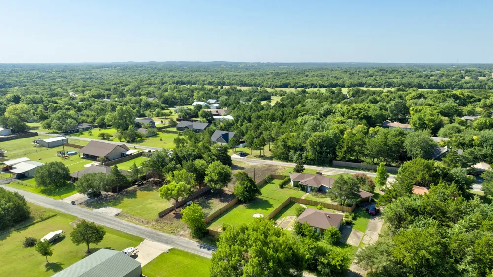 321 Jack Harris Lane Pottsboro, TX 75076