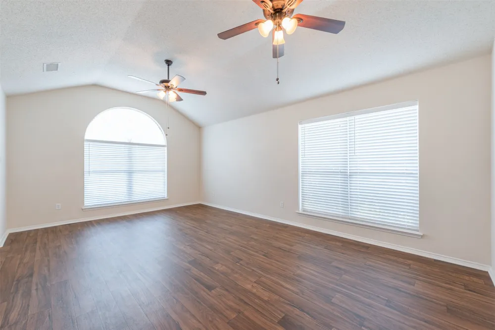 201 Whitestone Way Weatherford, TX 76085