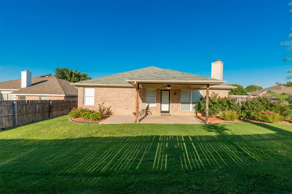 201 Whitestone Way Weatherford, TX 76085