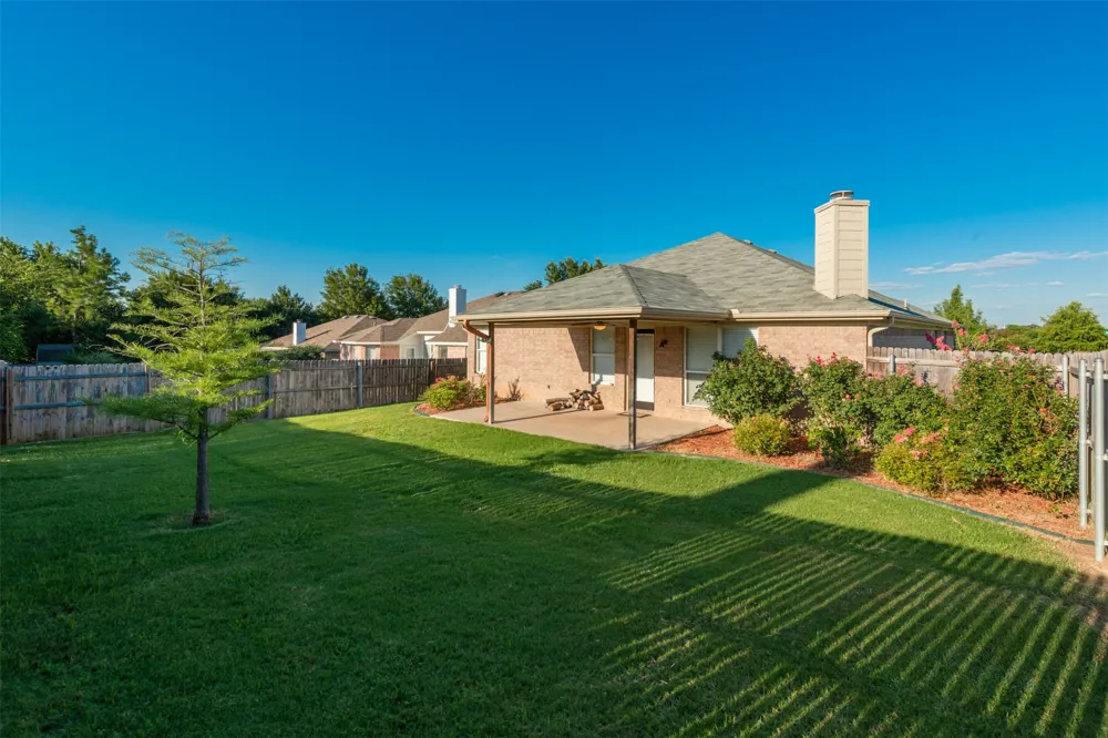 201 Whitestone Way Weatherford, TX 76085