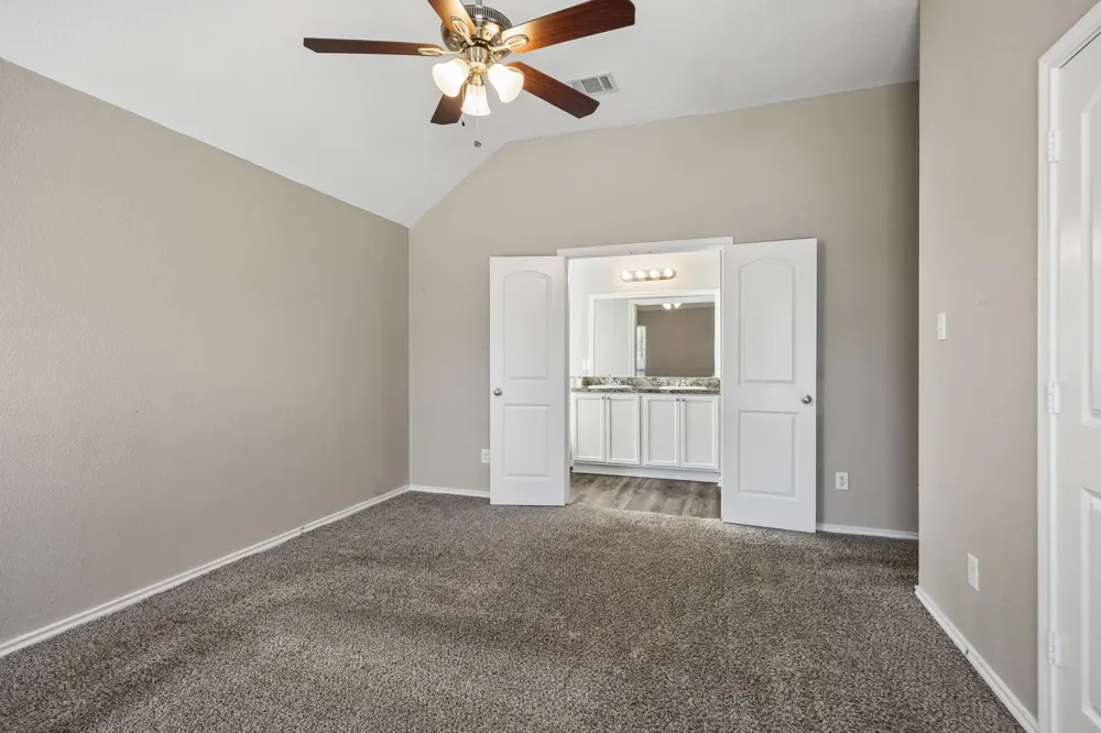 217 Troy Lane Red Oak, TX 75154