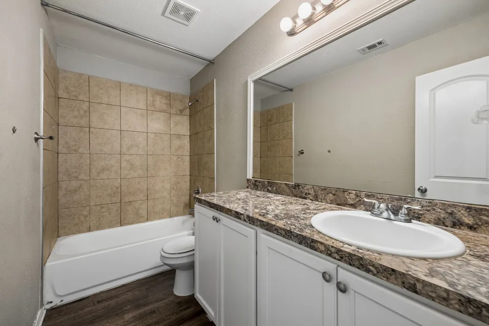 217 Troy Lane Red Oak, TX 75154