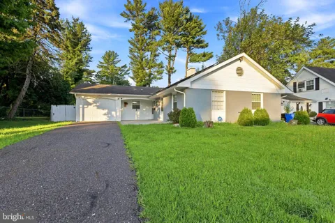 26 BAYBERRY LANE