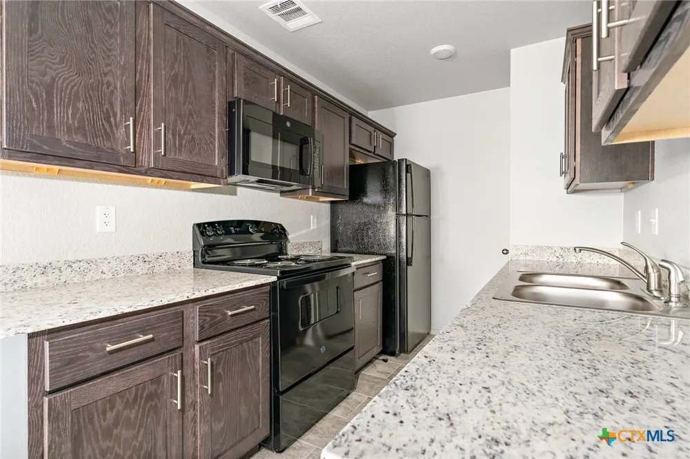 107 Lost Trl #B Copperas Cove, TX 76522