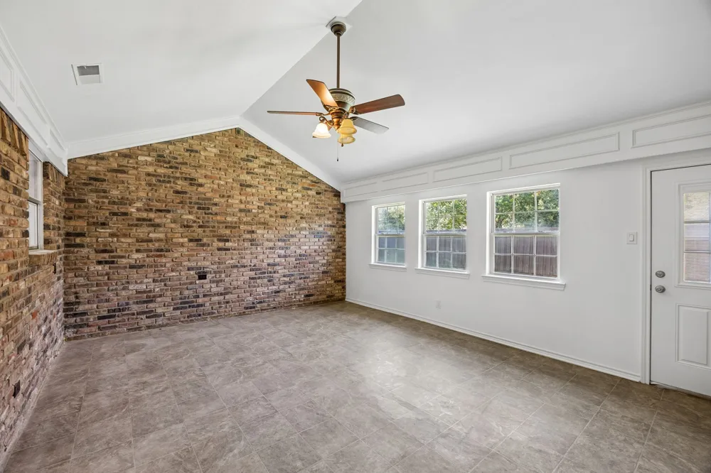 10014 Hickory Crossing Dallas, TX 75243