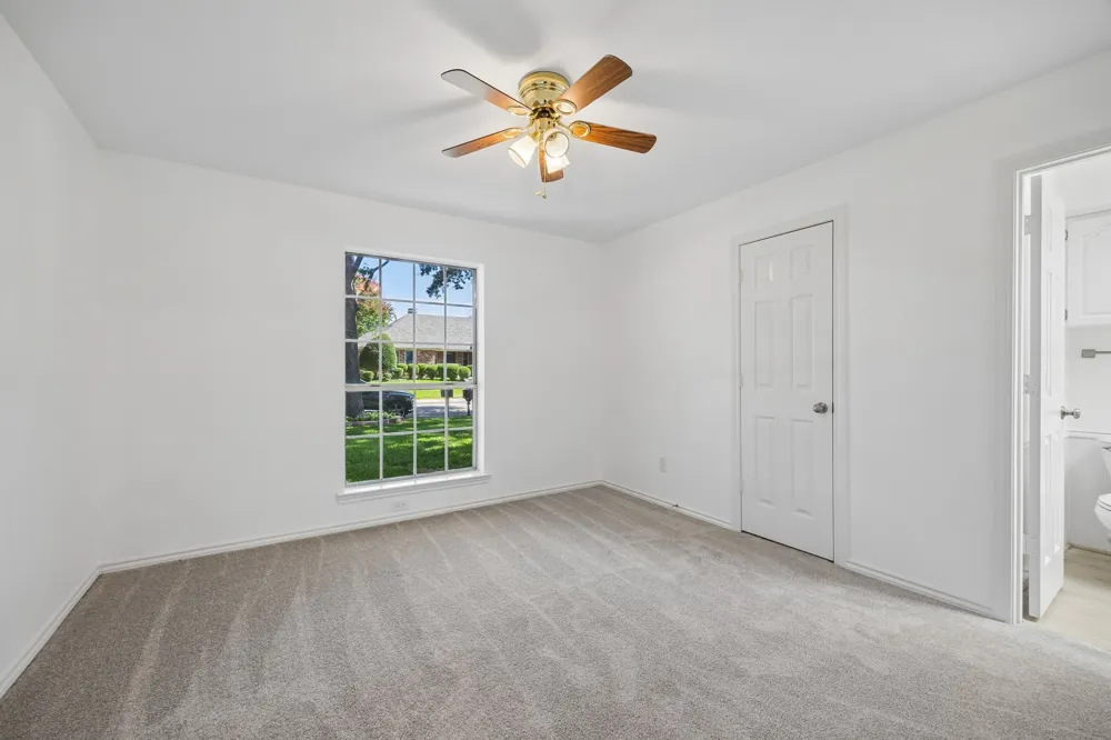 10014 Hickory Crossing Dallas, TX 75243