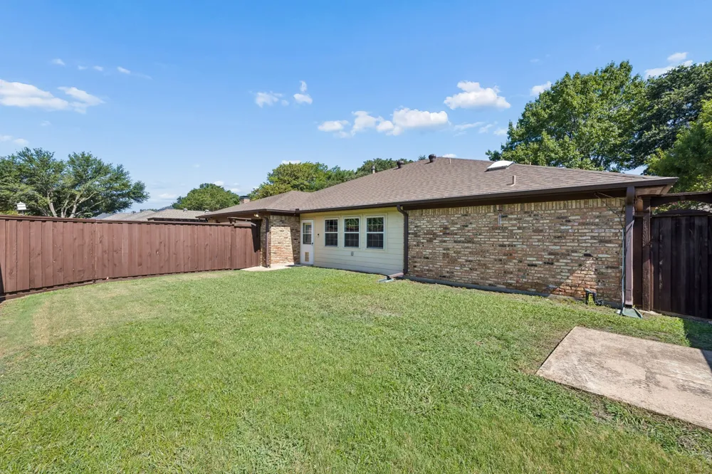 10014 Hickory Crossing Dallas, TX 75243