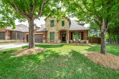 116 Lakehill Court