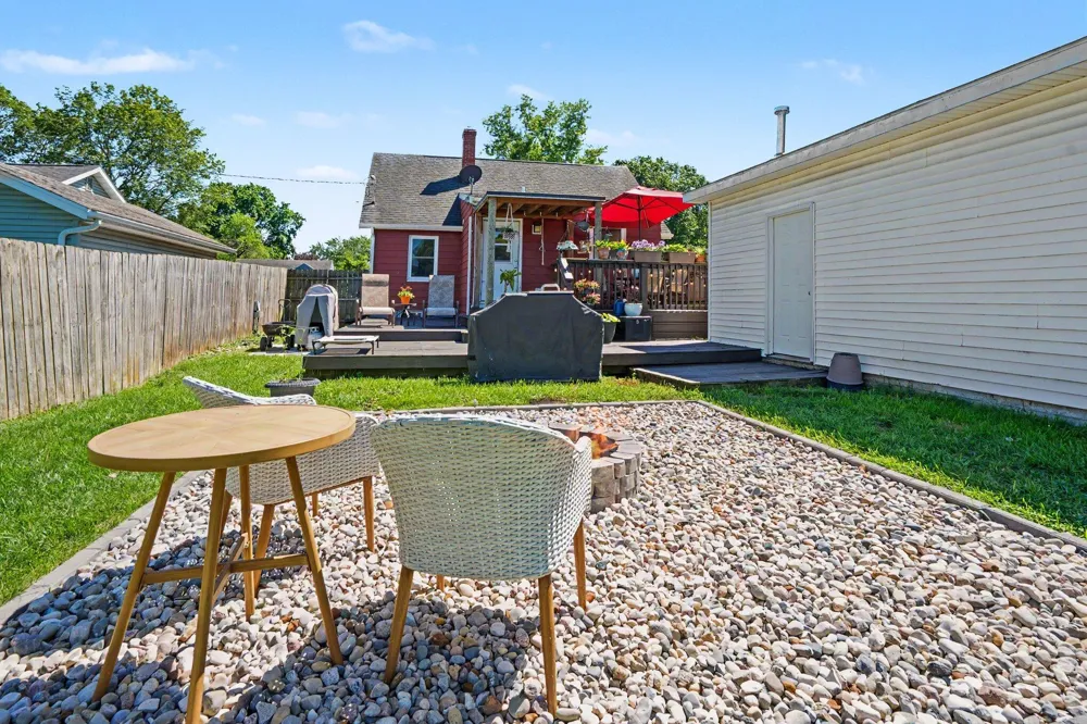 1983 Lewis Drive Niles, MI 49120
