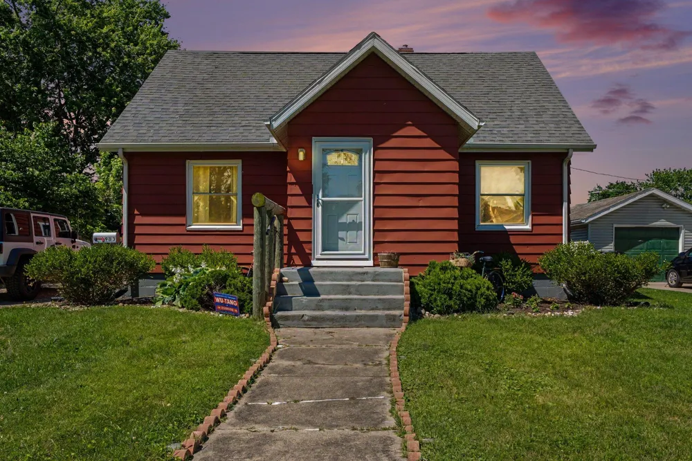1983 Lewis Drive Niles, MI 49120