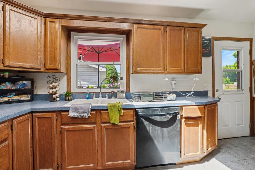 1983 Lewis Drive Niles, MI 49120