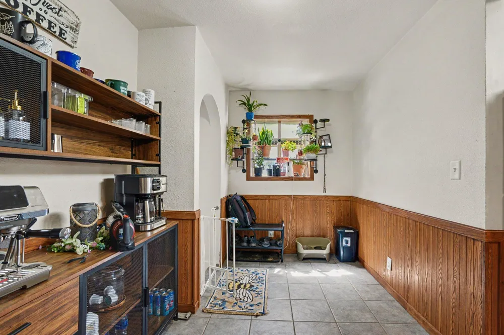 1983 Lewis Drive Niles, MI 49120