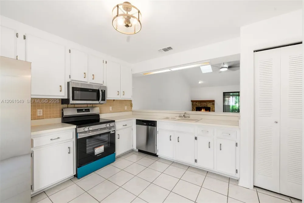 3723 NW 55th Place Gainesville, FL 32653