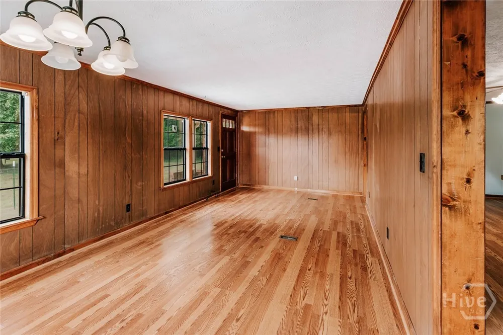 621 Elberton Road Lexington, GA 30648