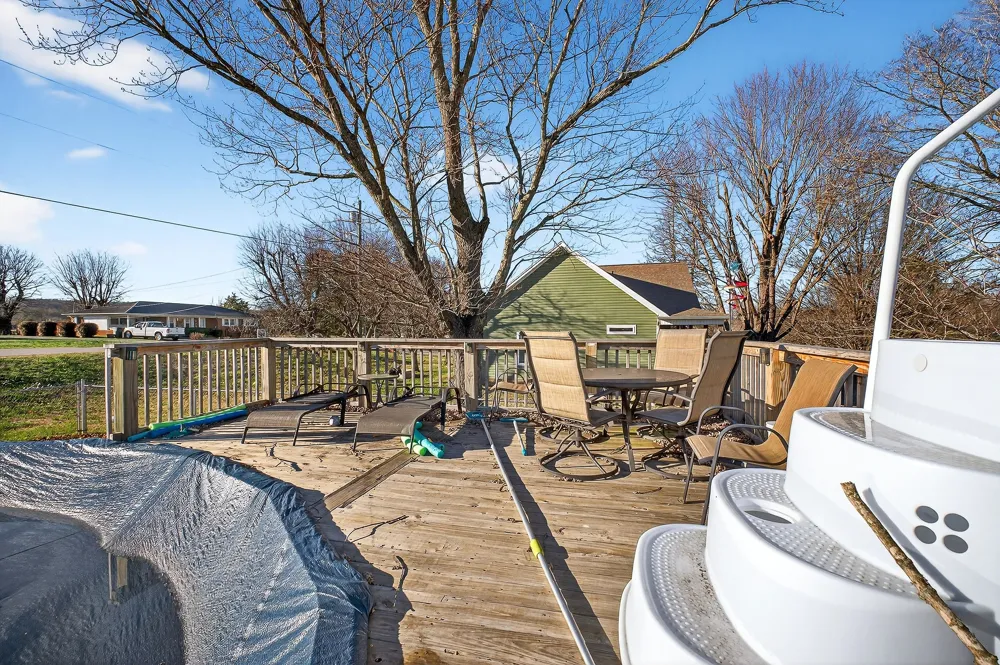 513 N Spring St Sparta, TN 38583