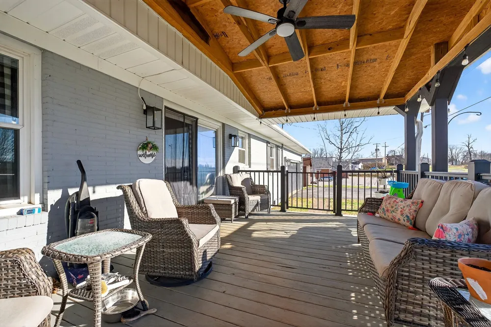 513 N Spring St Sparta, TN 38583