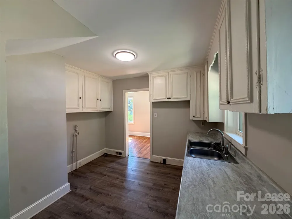 423 Center Street Statesville, NC 28677
