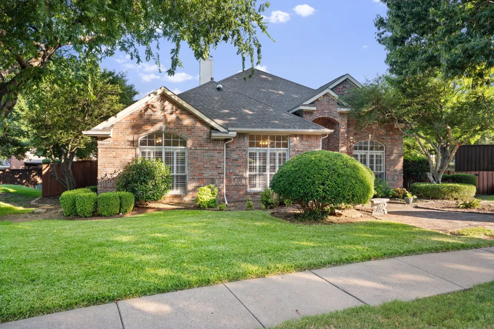 405 Watters Crossing Court Allen, TX 75013