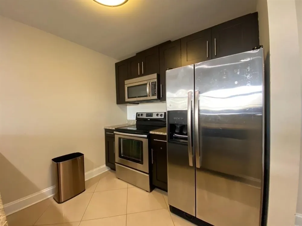 29 1ST ST Hackensack, NJ 07601
