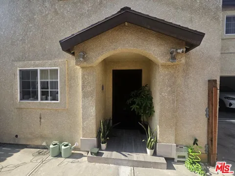 4922 W 104th Street