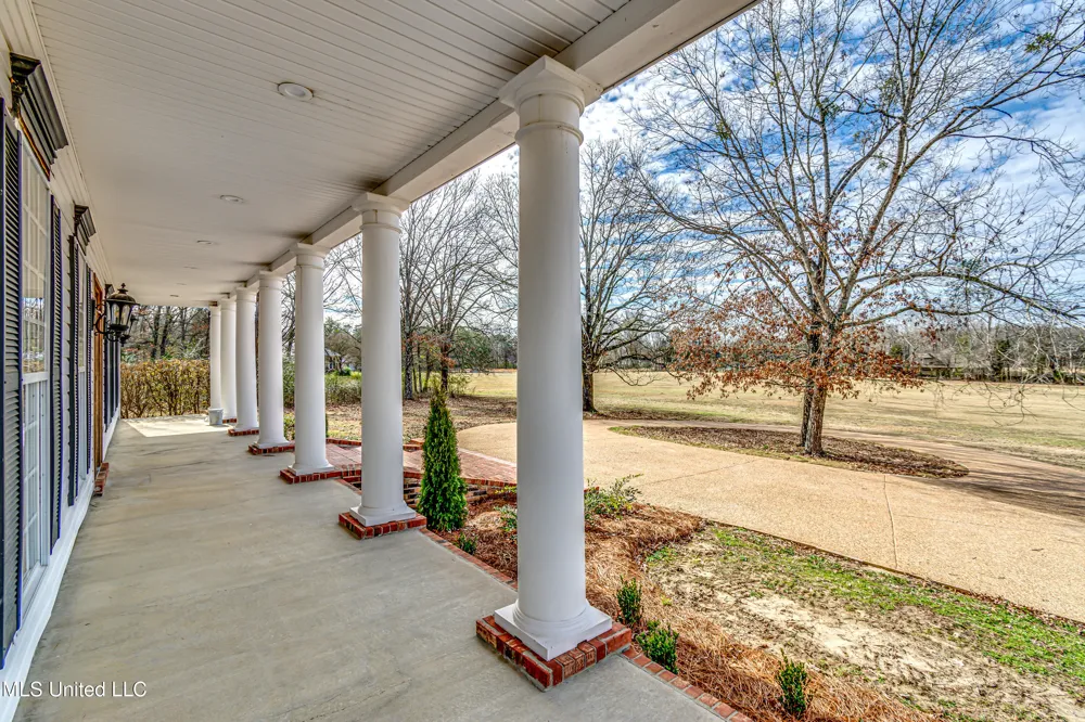 200 Cripple Creek Road Canton, MS 39046