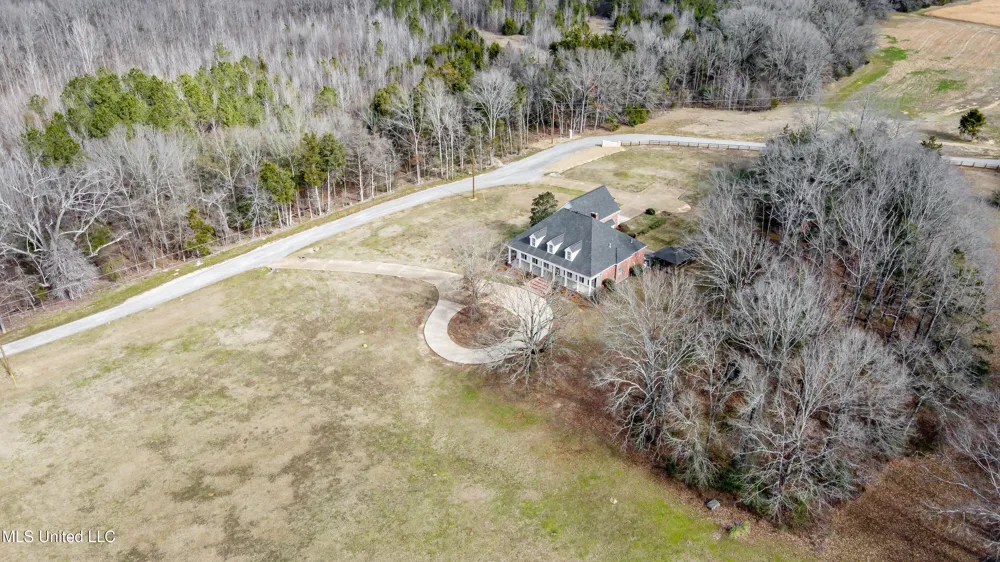 200 Cripple Creek Road Canton, MS 39046