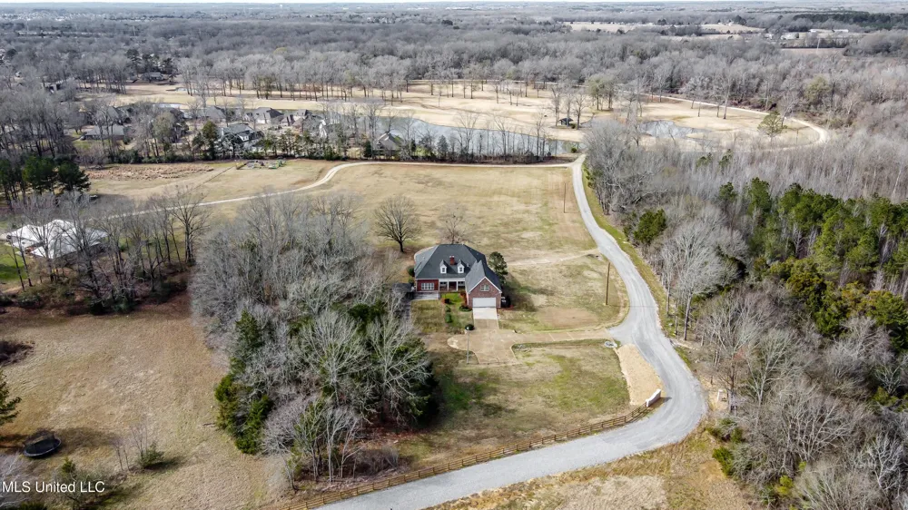 200 Cripple Creek Road Canton, MS 39046