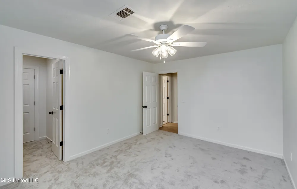 200 Cripple Creek Road Canton, MS 39046
