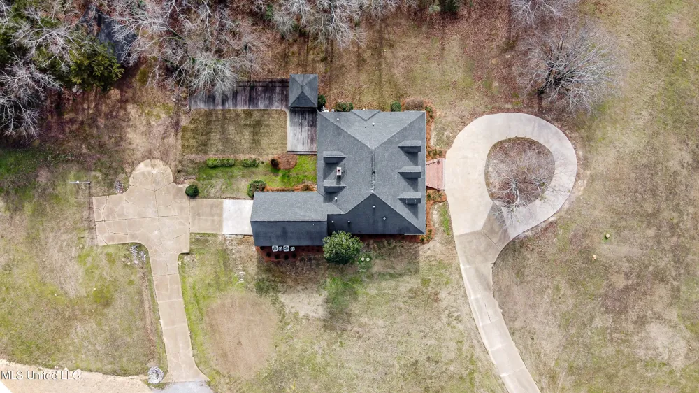 200 Cripple Creek Road Canton, MS 39046