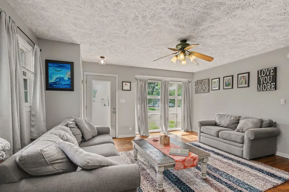 2637 Lucerne Drive Jackson, MI 49201