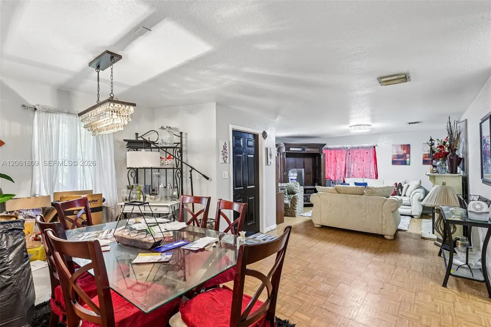 1143 NW 58th St Miami, FL 33127