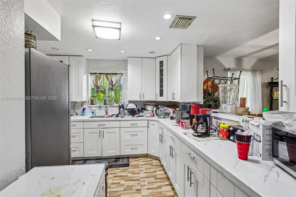 1143 NW 58th St Miami, FL 33127