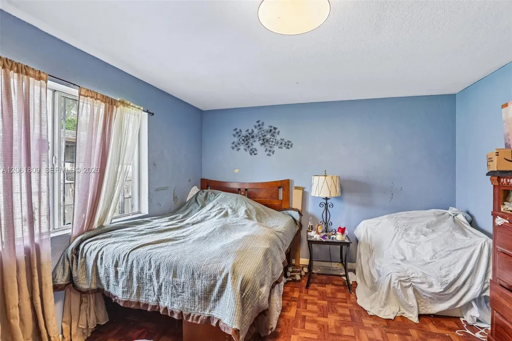 1143 NW 58th St Miami, FL 33127