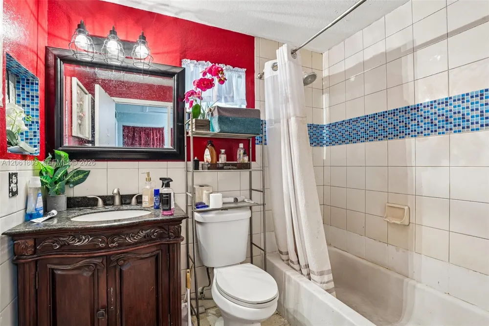 1143 NW 58th St Miami, FL 33127
