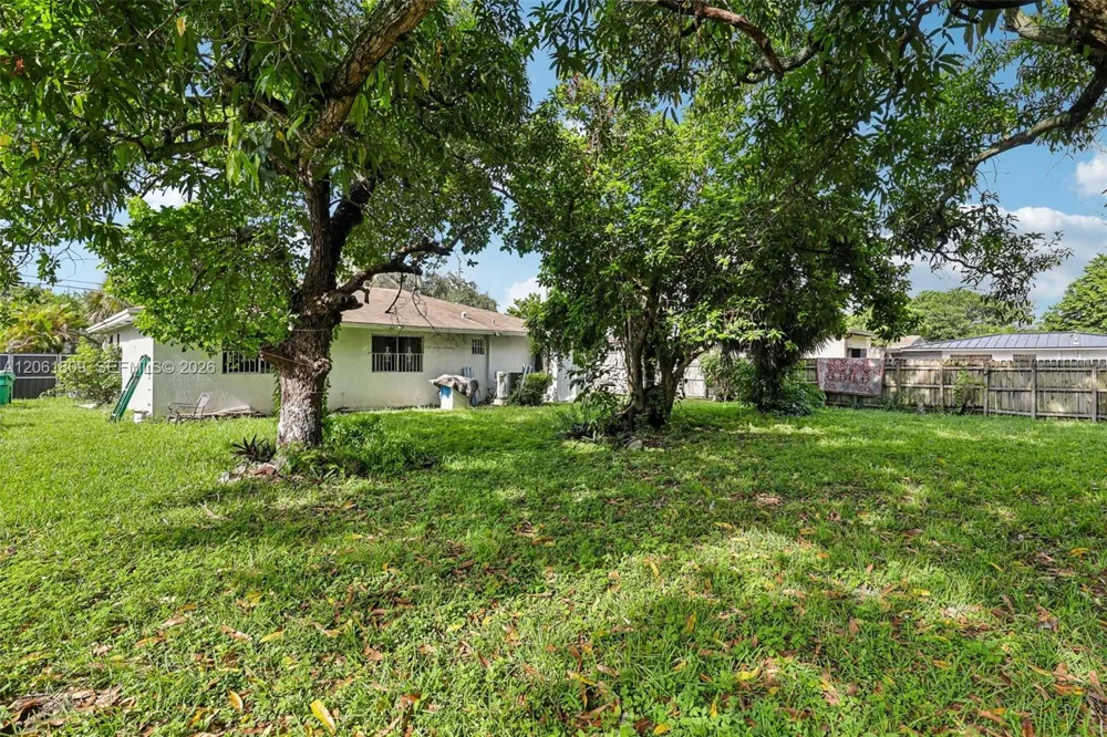 1143 NW 58th St Miami, FL 33127