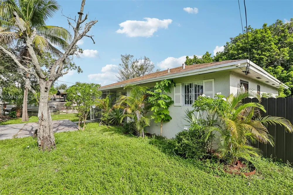 1143 NW 58th St Miami, FL 33127