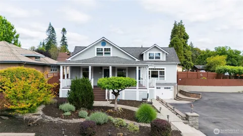 322 NE Kirby Avenue