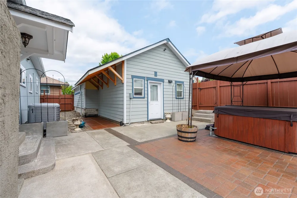 322 NE Kirby Avenue Castle Rock, WA 98611